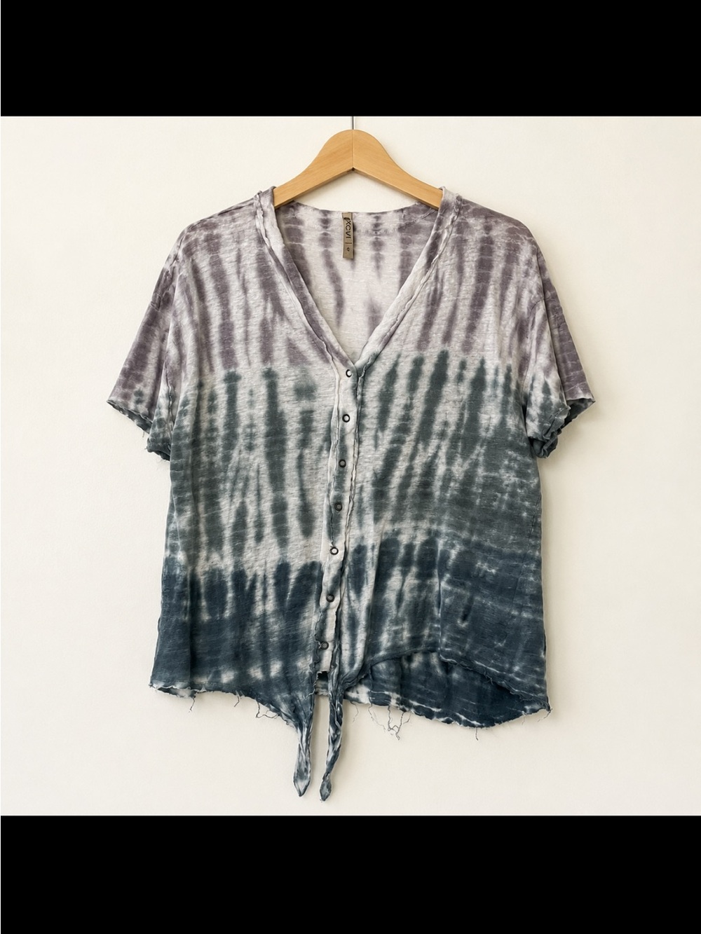 XCVI 100% Linen Tie-Dye Button-Front Tie-Hem Top Small